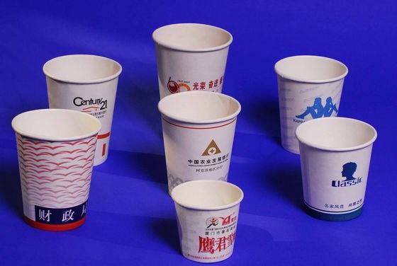 Macchina per la fabbricazione di tazze di carta monouso completamente automatica per la lavorazione del caffè e del tè