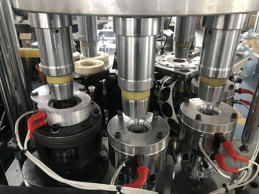 Macchina ad alta velocità e completamente automatica per la fabbricazione di tazze di carta per Dubai Dimensione esterna 2130mm*1350mm*1900mm