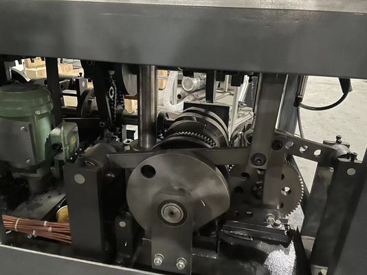Macchina per la confezione di tazze di caffè a doppia parete in carta 70-90pcs/Min 2-16oz Macchina per la confezione di tazze 1800 kg Capacità di produzione