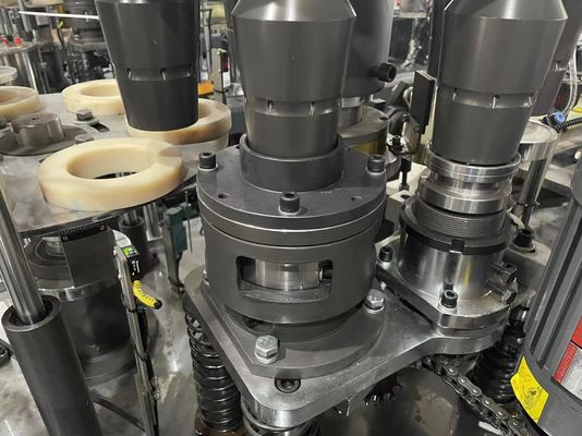 Fonte d'aria 0,4-0,5 m3/min Velocità media Macchina di produzione di tazze di carta completamente automatica per tazze da caffè monouso