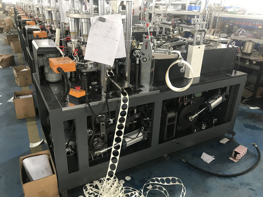 4kw Macchina per la produzione di tazze da caffè di carta completamente automatica Macchina per la formazione di tazze di carta usa e getta con carta rivestita in PE singolo/doppio